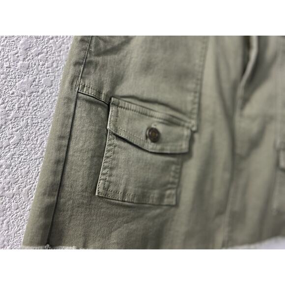 SO Juniors Army Green 6 Pocket Cargo Mini Skirt Size 13 Gorpcore Streetwear Hike - Picture 3 of 10